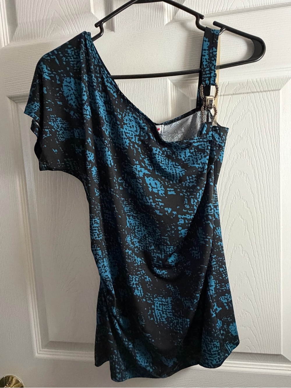 Three Pink Hearts Black & Teal Animal Print Snakeskin One Shoulder Shirt Medium